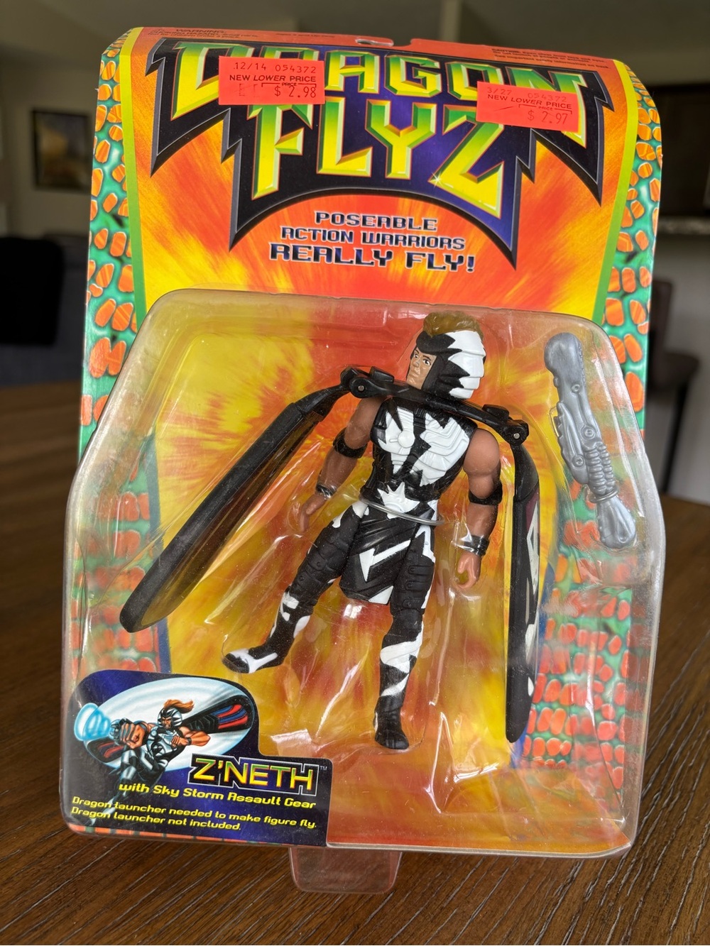 Galoob Dragon Flyz Z’neth Posable Action Figure w/ Sky Storm Gear 1996